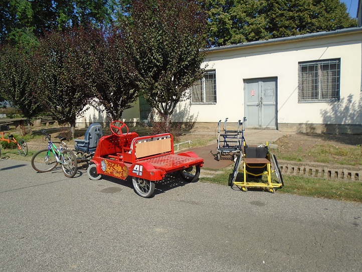 IMG03