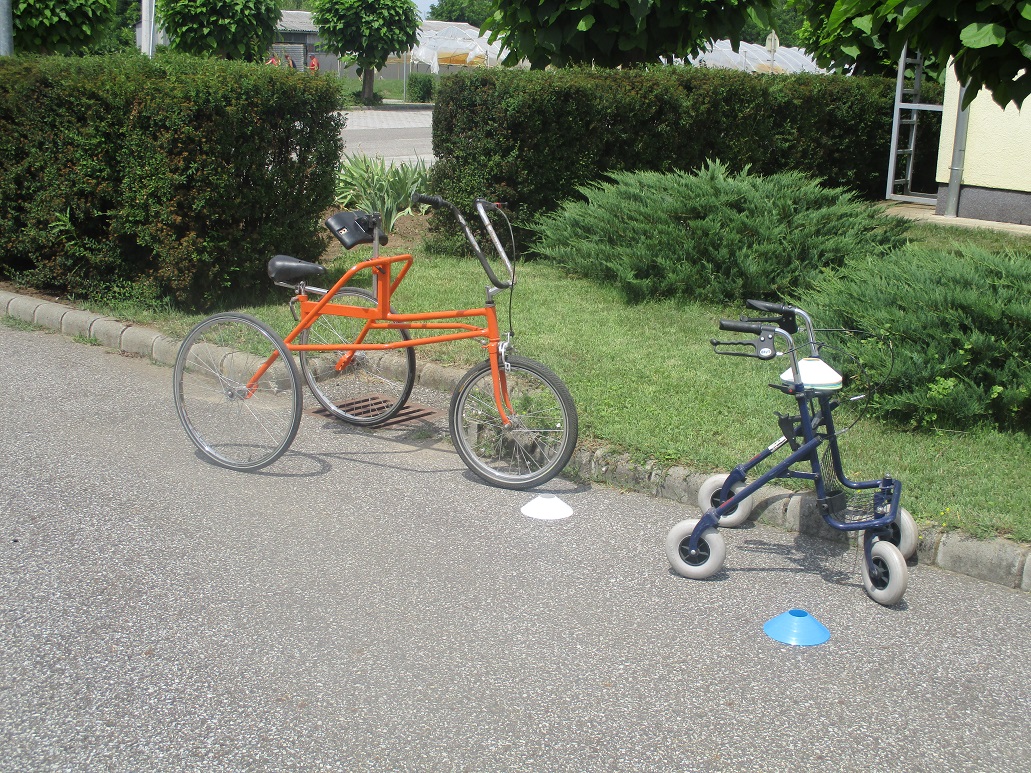 IMG02