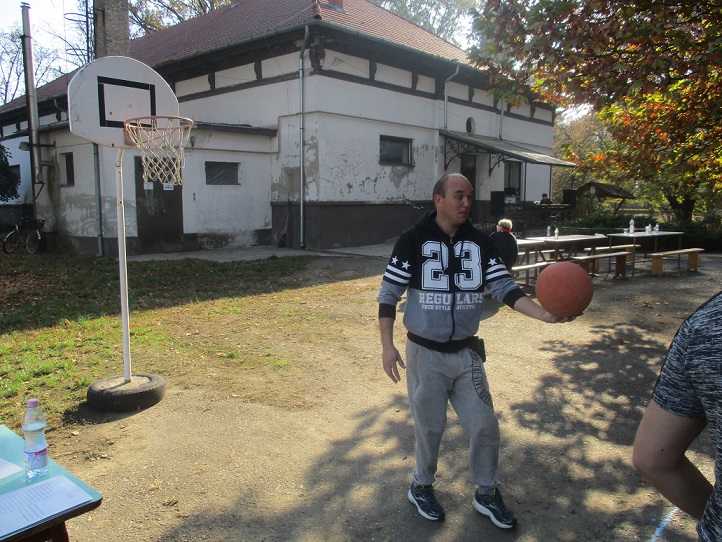 IMG03